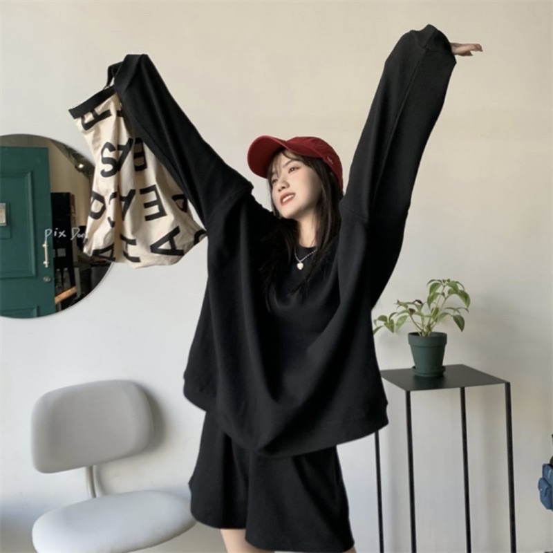 set áo sweater tay dài cổ tròn kèm quần đùi form rộng cá tính (có feedback của khách) | BigBuy360 - bigbuy360.vn
