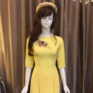 Hoa thêu nổi đính kim sa