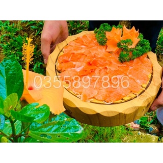 Khay sushi - sashimi , cá hồi , nhựa giả gỗ tròn trang trí sushi, sashimi