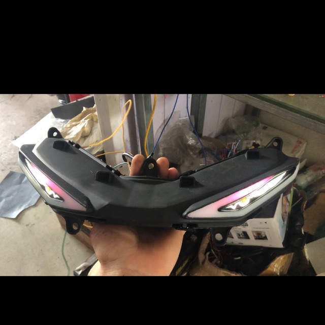 Audi 150 a11 mắt cánh chim nguyên khối