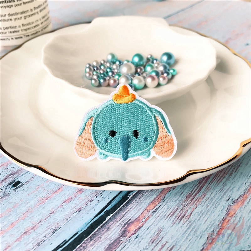 Phụ kiện may/ủi trang trí áo kiểu dáng đáng yêu cho nữ