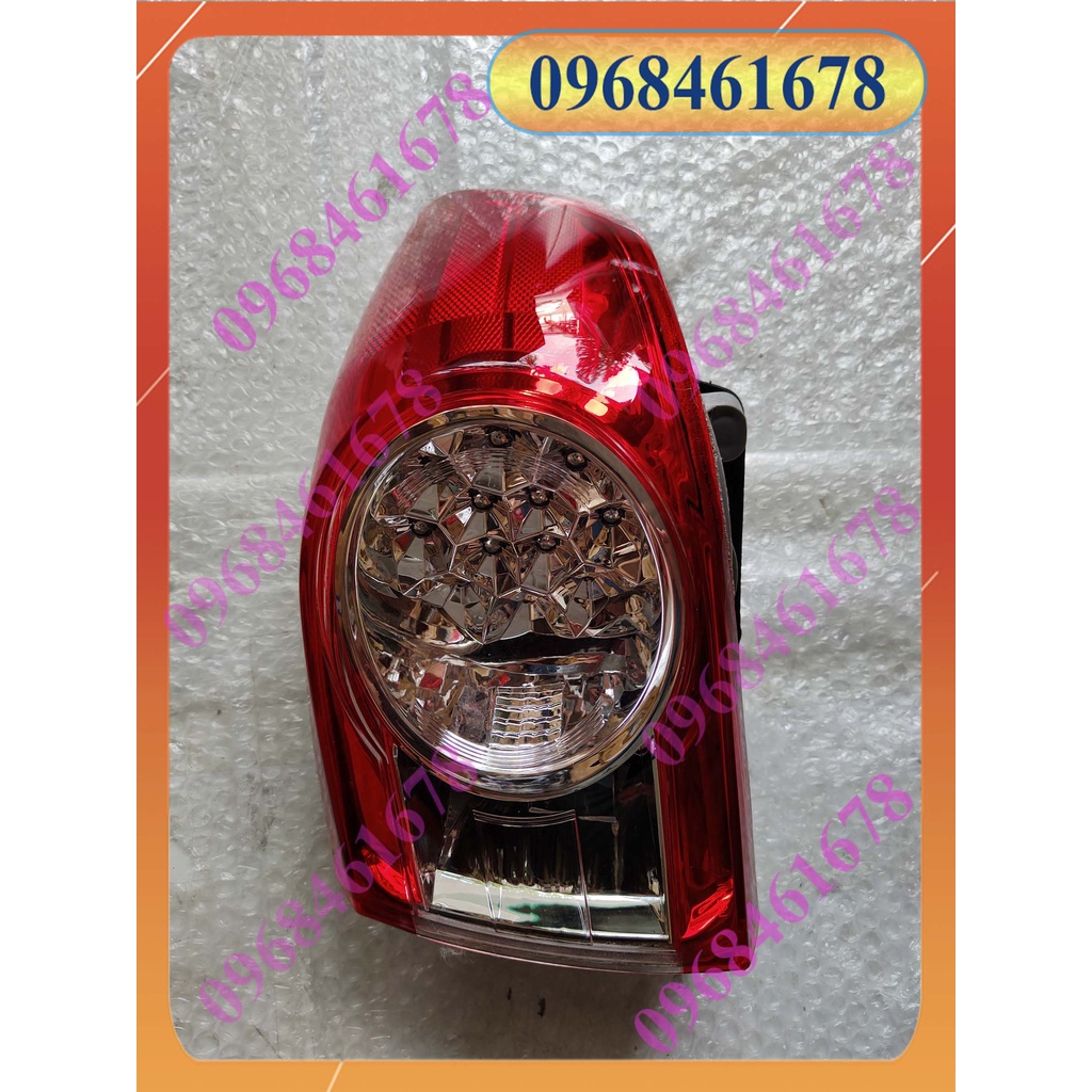 Đèn hậu Altis 10-13