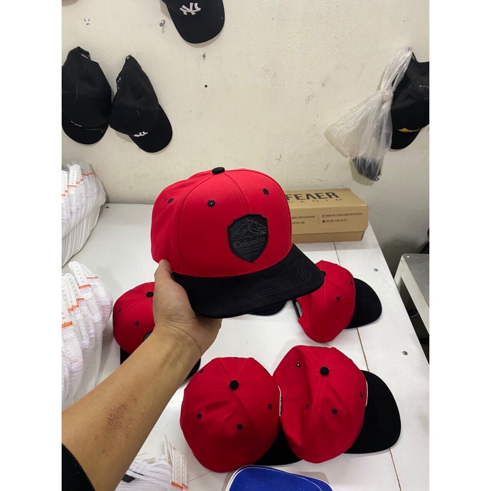 Mũ hiphop - Mũ snappack phong cách hiphop kaki trơn thêu chữ màu đỏ