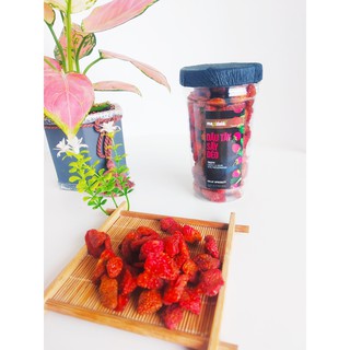 Dây Tây Sấy Dẻo hộp 165g - Chuẩn Dâu Đà Lat Cao Cấp chua chua ngọt ngọt không lo tăng cân