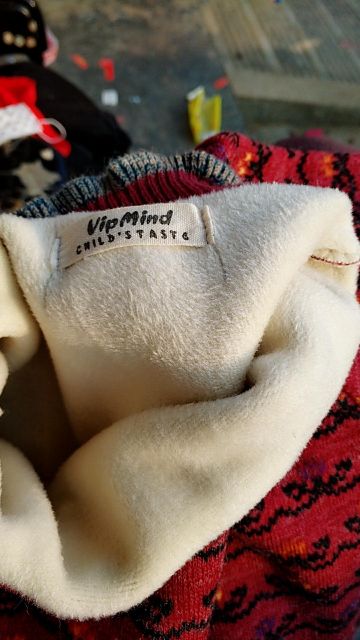 Áo len lót lông ấm - Hoạ tiết cực tây cho bé