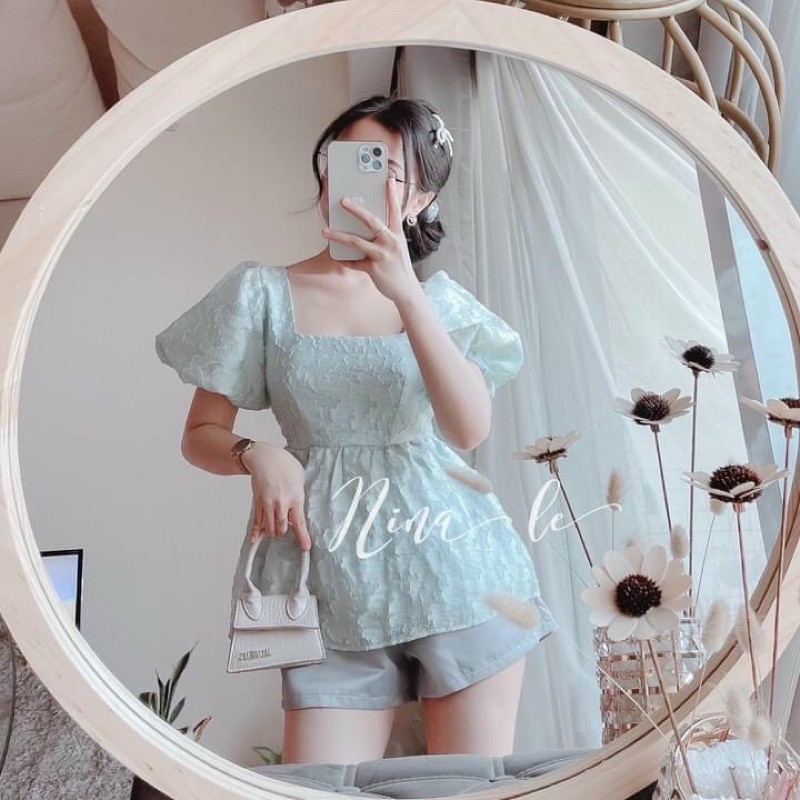 Set áo ren tay bồng và quần short xinh xắn
