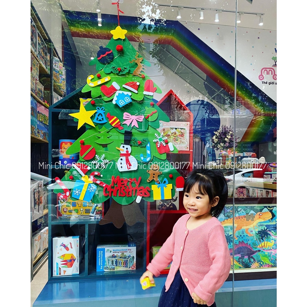 Cây thông vải dạ kèm đèn led