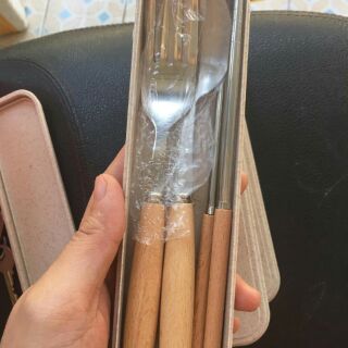 BỘ THÌA DĨA CÁN GỖ
