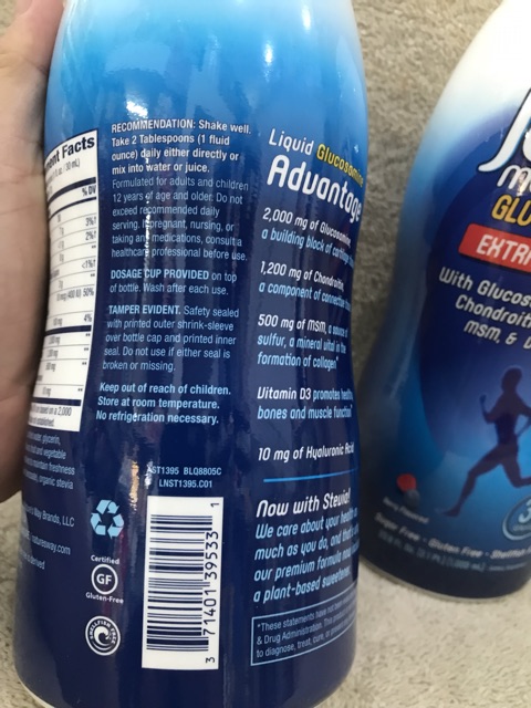 Glucosamine dạng nước vị Berry chai 1 lít.