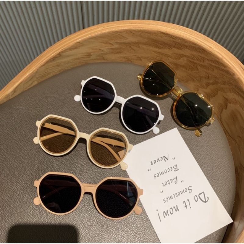 Kính Râm Gọng Tròn/Gọng Vuông Thời Trang Chống Tia UV, Đi Biển, Chụp Hình Phong Cách Trẻ Trung Sang Chảnh Cho Nữ