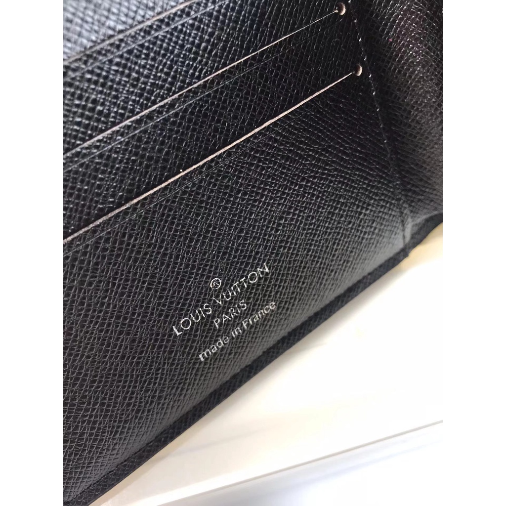 Sẵn sàng giao hàng Ví nam mới của Louis Vuitton LV có hộp M30295