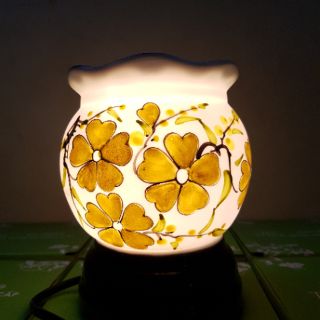 Đèn xông tinh dầu điện gốm Bát tràng