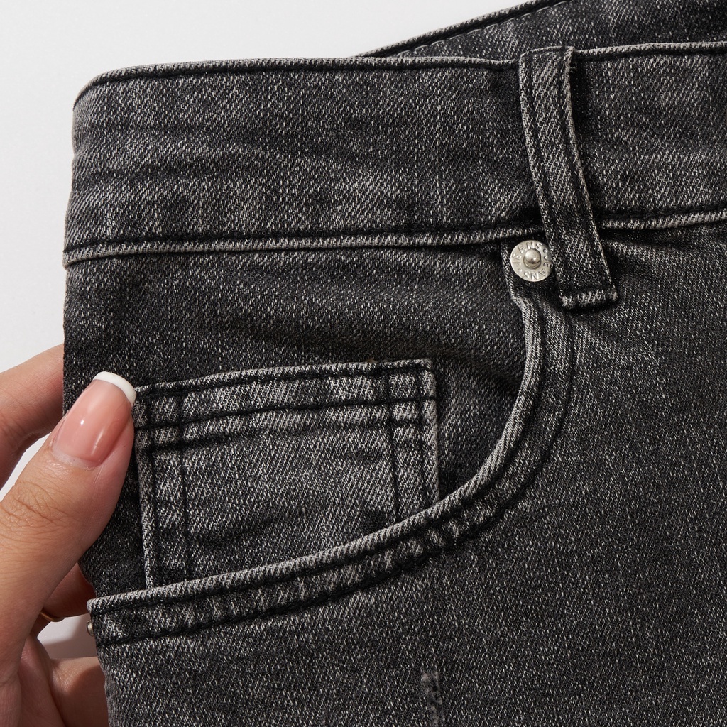 Quần Jean Nam Đen Rách ATINO Chất Liệu Jean Pha Spandex Form Slim-Fit QJ1.1035