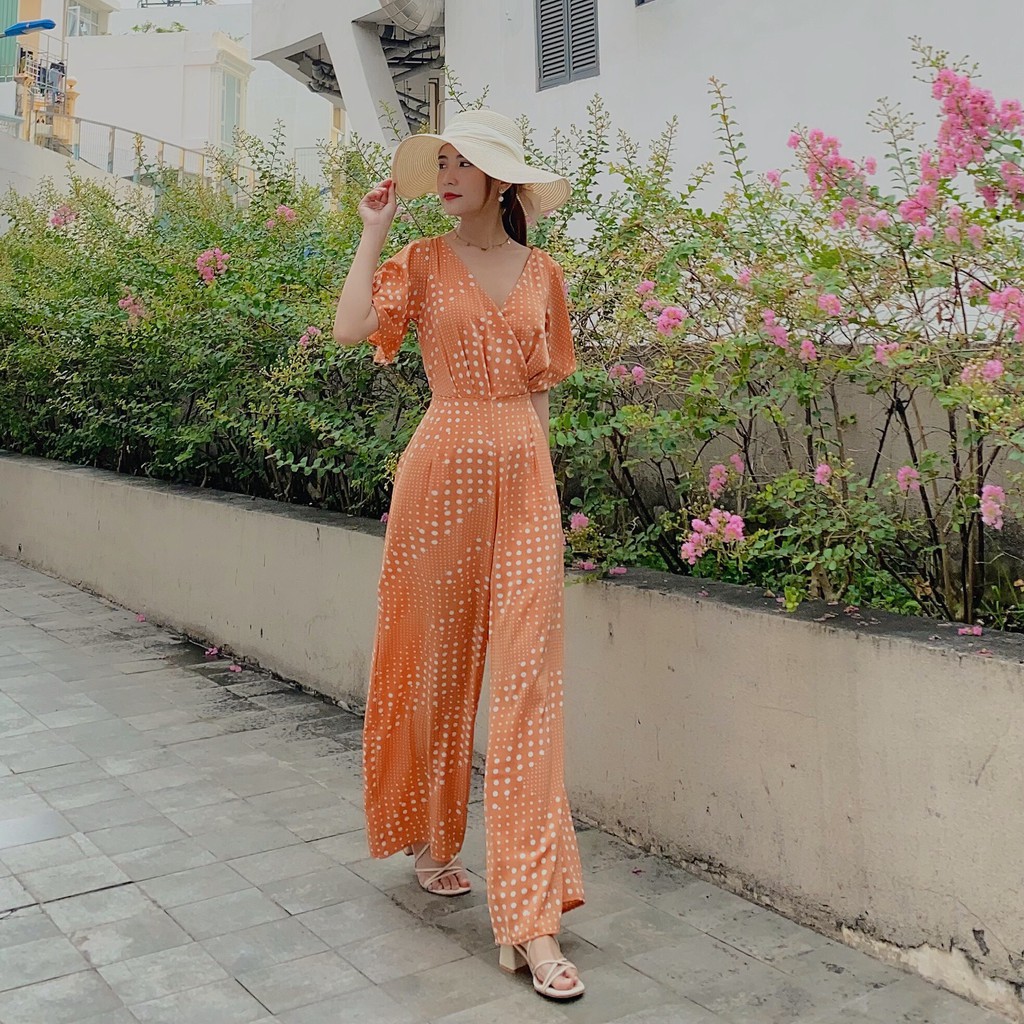 Jumpsuit tay cánh tiên⭐️𝗦𝗜𝗘̂𝗨 𝗦𝗔𝗡𝗚⭐️ nền màu nhẹ nhàng phối bi nhí siêu cưng, hàng Quảng châu cao cấp, đảm bảo y hình