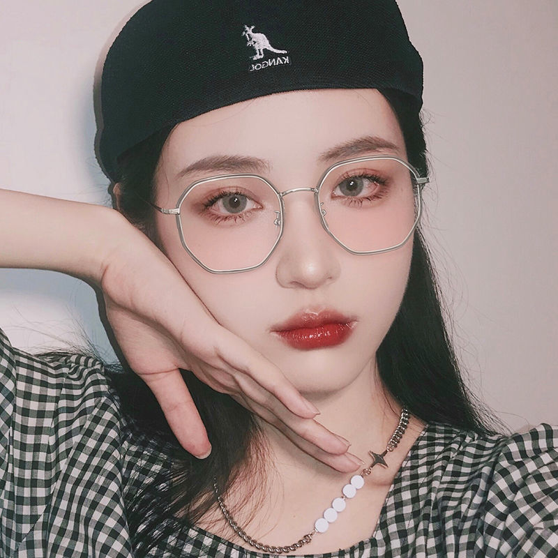 Kính mát gọng đa giác phong cách sành điệu cho nữ