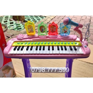 Đàn piano có ghế và micro cho bé