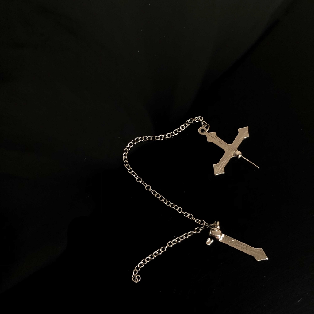 Khuyên Tai Chuỗi Xích Hình Thánh Giá Cá Tính 22144