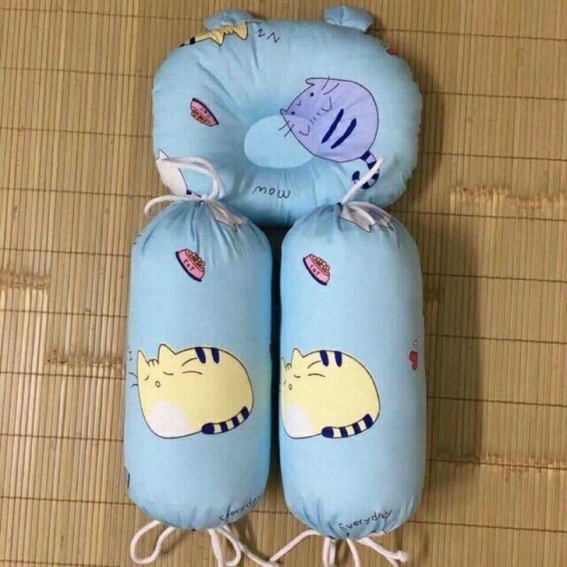 Chặn bông, chẹn bông cho bé có gối nằm như hình loại đẹp