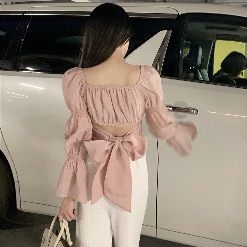 Áo tay phồng cổ vuông cột nơ