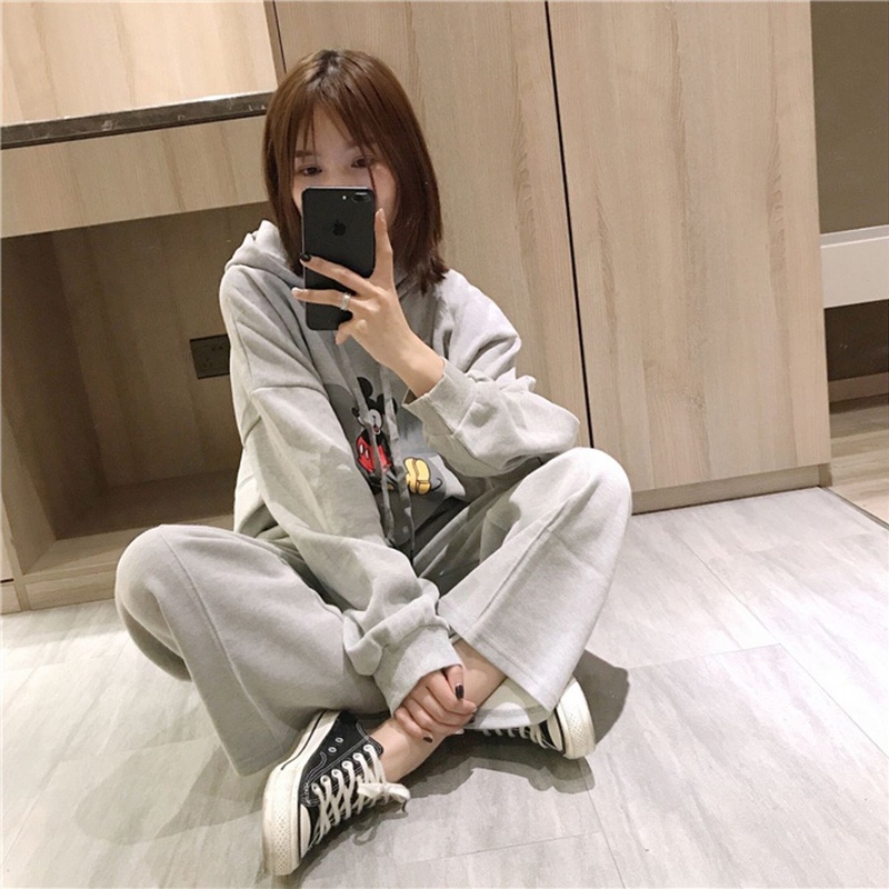 Set Bộ Nỉ Nữ Áo Hoodie Dài Tay In Hình Mickey Kèm Quần Ống Suông Thể Thao Thời Trang Sugal QA NU 027V5
