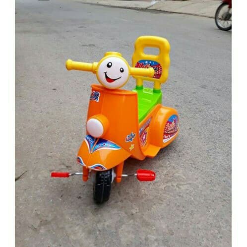 [NHẬP TOY30K GIẢM] Xe đạp 3 bánh vespa mặt cười (có để chân + tựa lưng)