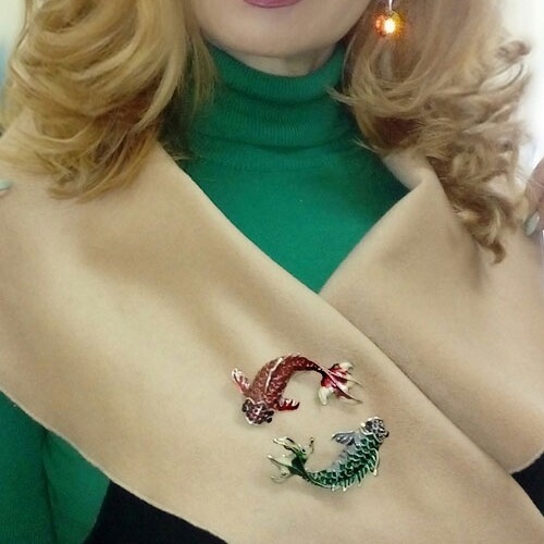 Ghim cài áo hình cá chép thời trang cho nữ