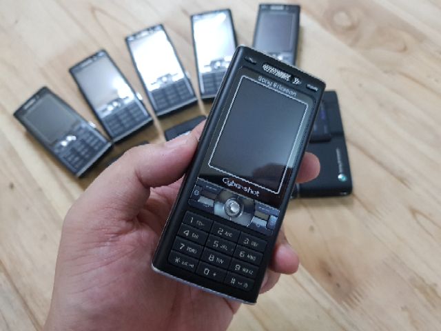 Maruko Mobile : điện thoại cổ K800i Sony Ericsson quốc tế