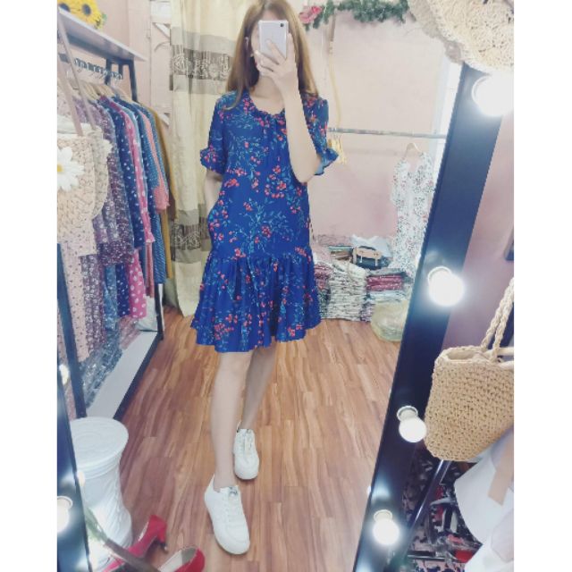 Váy khách đặt riêng theo yêu cầu