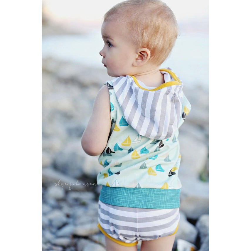 Set 2 Món Áo Hoodie + Quần Short Cho Bé