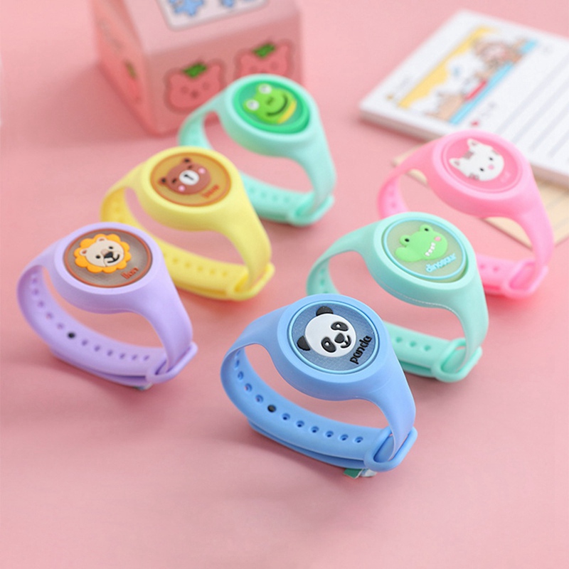 Vòng Đeo Tay Chống Muỗi Có Khóa Xoay Dạ Quang Họa Tiết Hoạt Hình | BigBuy360 - bigbuy360.vn