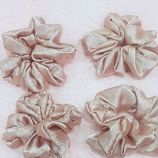 Dây cột tóc vải lụa scrunchies màu xinh xắn
