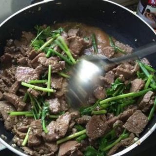 THỊT ĐÀ ĐIỂU