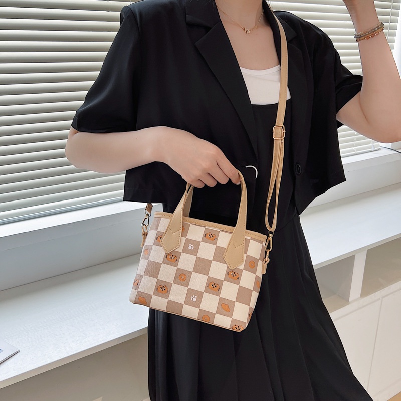 Túi Đeo Chéo Hình Vuông Cỡ Nhỏ 2022 Thời Trang Xuân Hè Cho Nữ