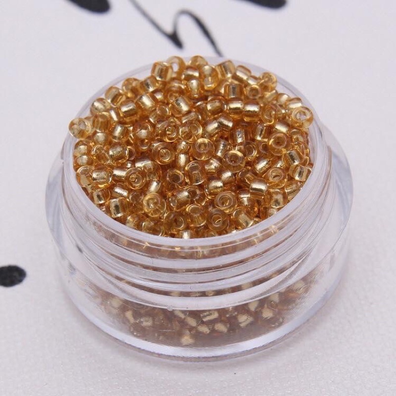 Hạt cườm đính kết thời trang