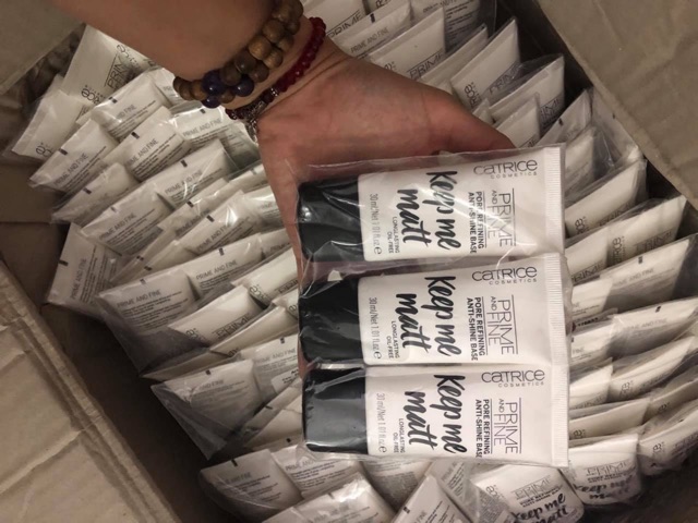 Kem Lót Catrice Prime And Fine 30ml