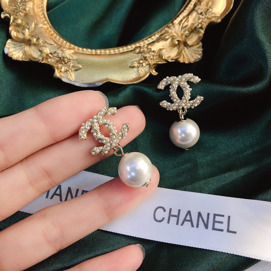 Bông tai Chanel đính ngọc trai thời trang dành cho nữ