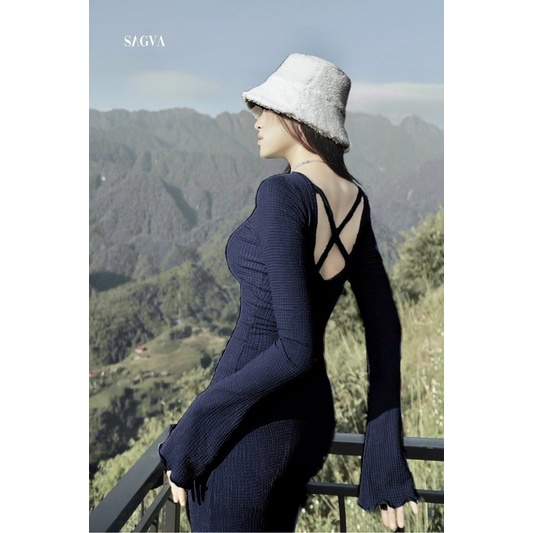 Đầm Maxi Body Tay Dài Xẻ Tà Gân Xương Cá Hở Chéo Lưng