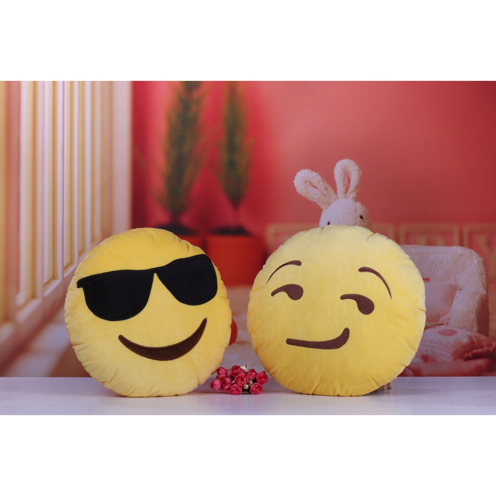 Gối nhồi bông biểu tượng cảm xúc Emoji dễ thương