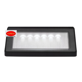 Đèn năng lượng mặt trời sáng liên tục trong đêm.
