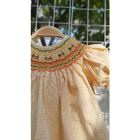 váy smock caro vàng tay bồng