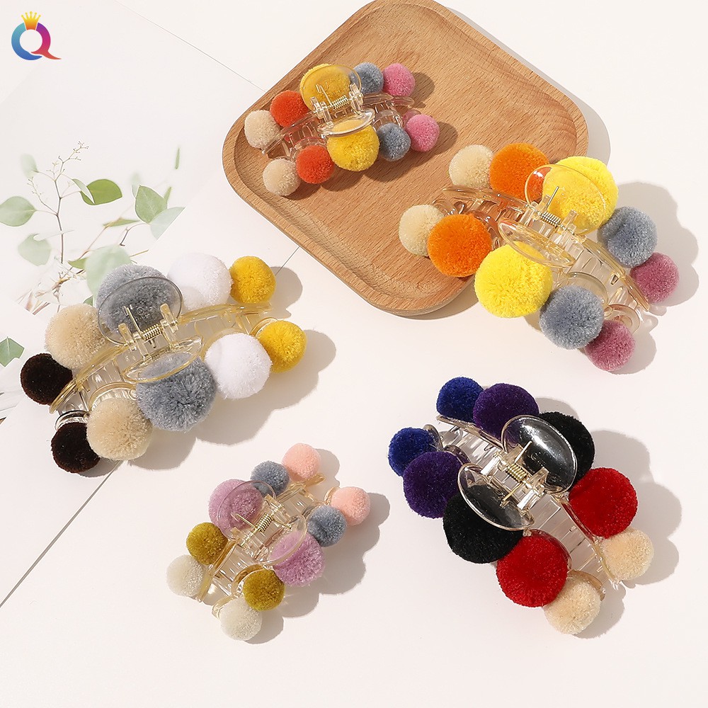 Kẹp tóc đính quả cầu lông xù thời trang dự tiệc