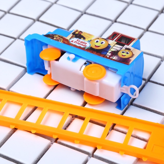 Bộ đồ chơi chiếc tàu siêu nhân - chạy pin