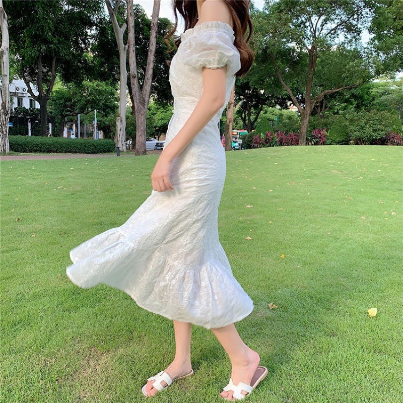 Đầm trễ vai trắng công chúa hoa nhí nổi vintage trong sáng thuần khiết đẹp y hình 💓 | BigBuy360 - bigbuy360.vn