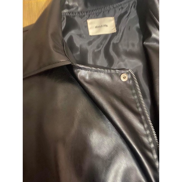 Pass áo khoác da loại đẹp-kèm dây đai.