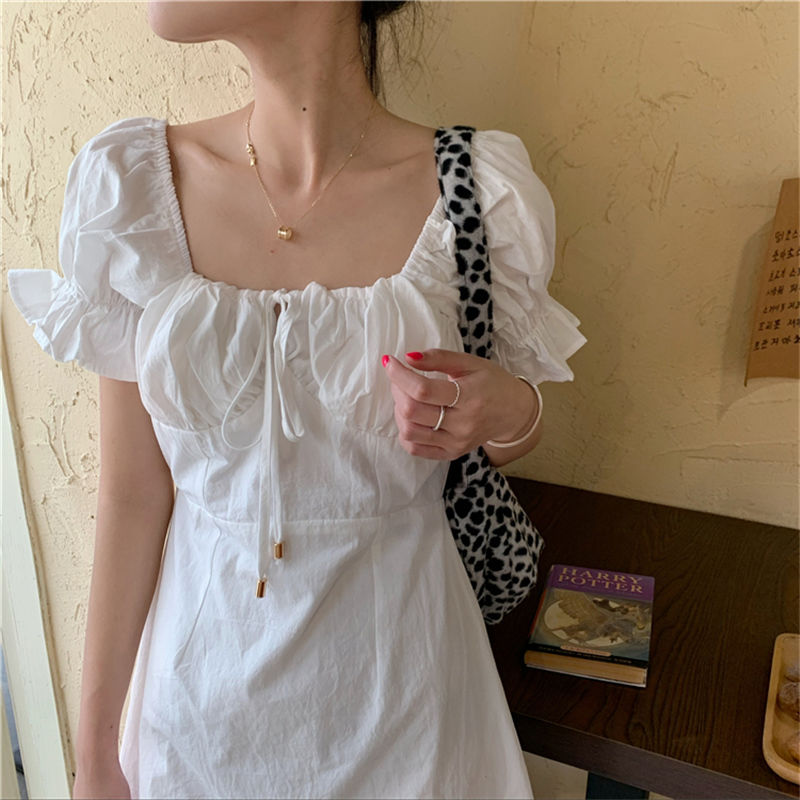 Đầm trắng phối bèo thời trang mùa hè cho nữ