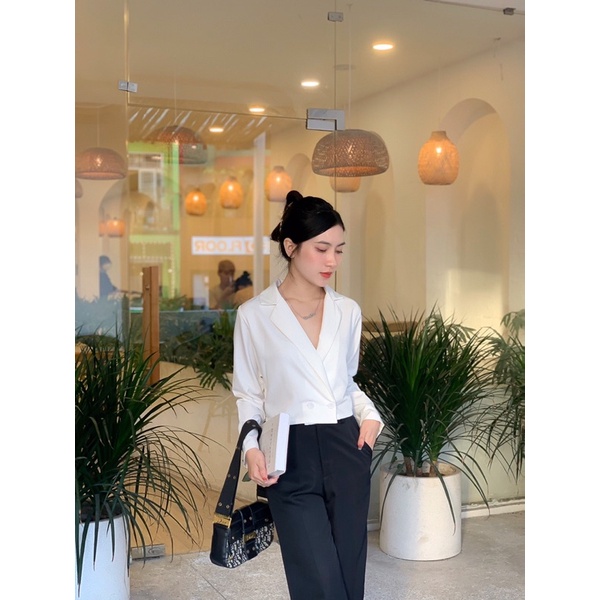 Áo vest lửng kiểu dáng trẻ trung chất liệu mango
