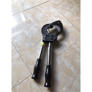 kìm cắt cáp lõi thép j30