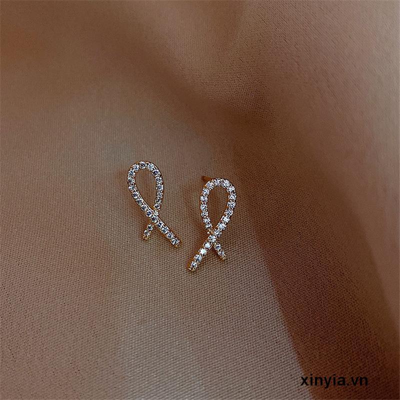 Bông Tai Hình Chữ Thập Đính Kim Cương Nhỏ Và Đơn Giản Cá Tính Dành Cho Nữ
