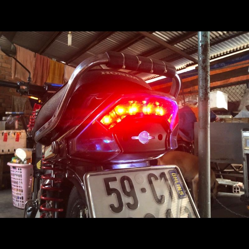 Đèn hậu dành cho Dream