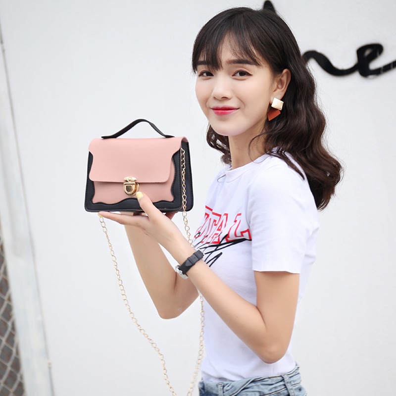 Túi Xách Tay Phối Dây Xích Thời Trang Dành Cho Nữ